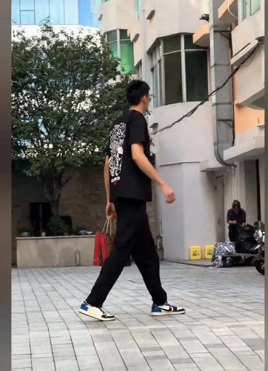 打完热身赛, amp